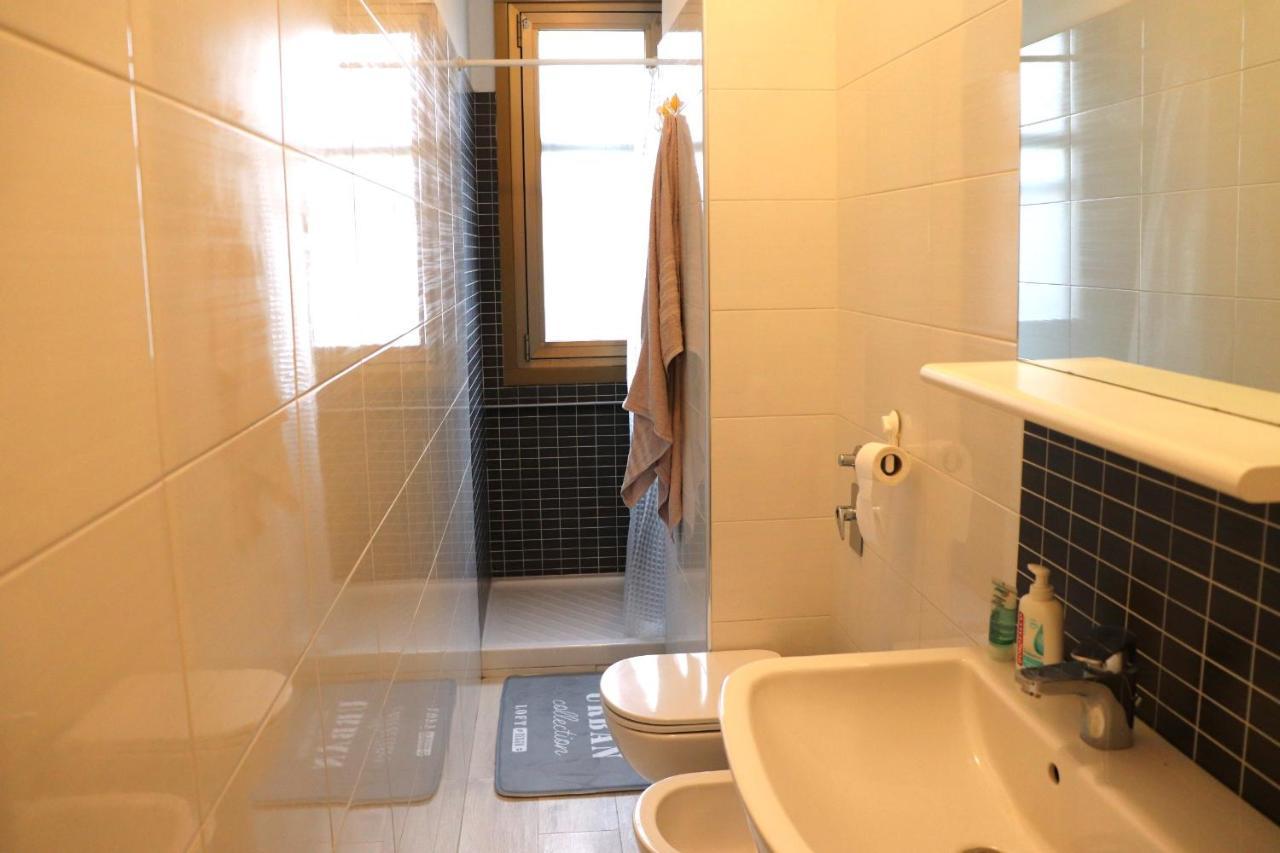 * La Casa Di Arti * 25 Min Dal Duomo Lejlighed Milano Eksteriør billede